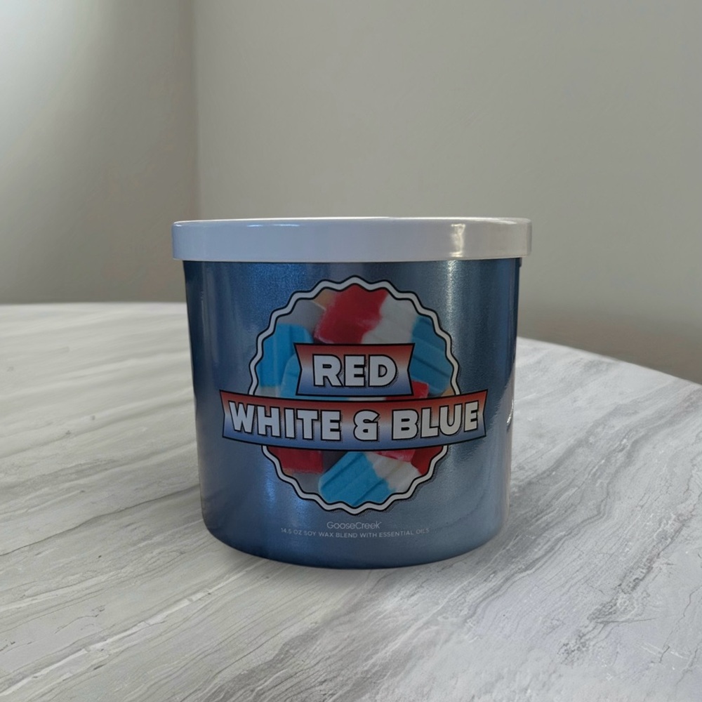 NEW GooseCreek Red White & Blue Scented Candle